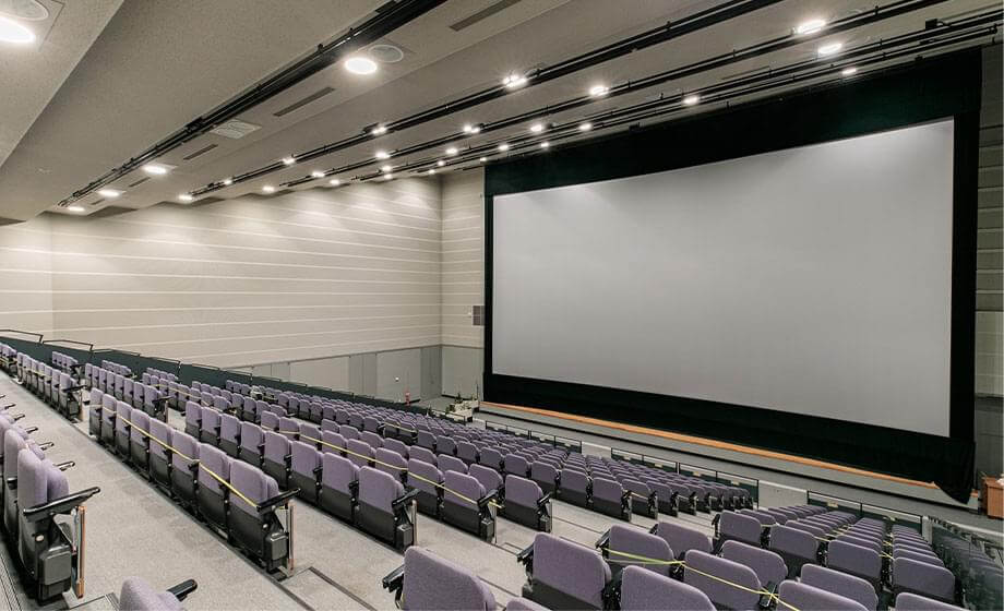 大型映像シアター