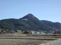 石巻山の遠景